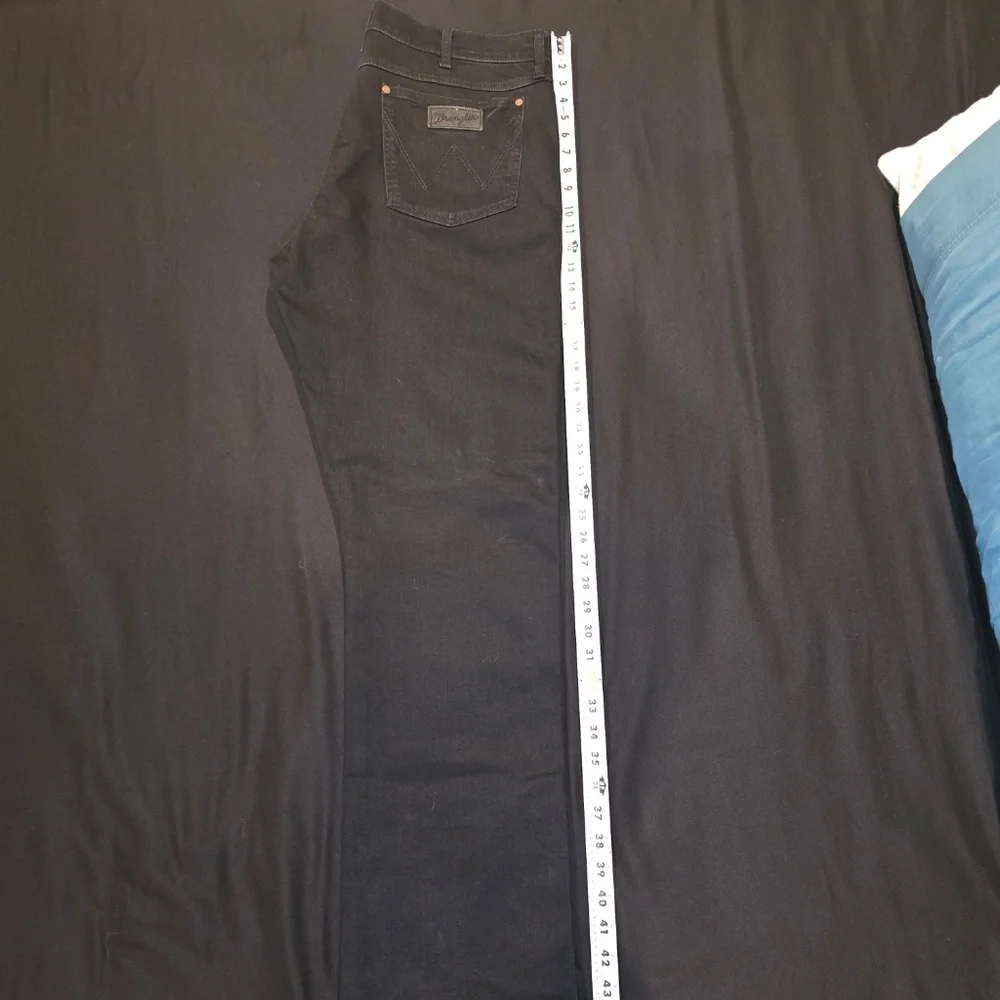 Wrangler Black Retro Slim Straight 36 x32 - Picture 3 of 9